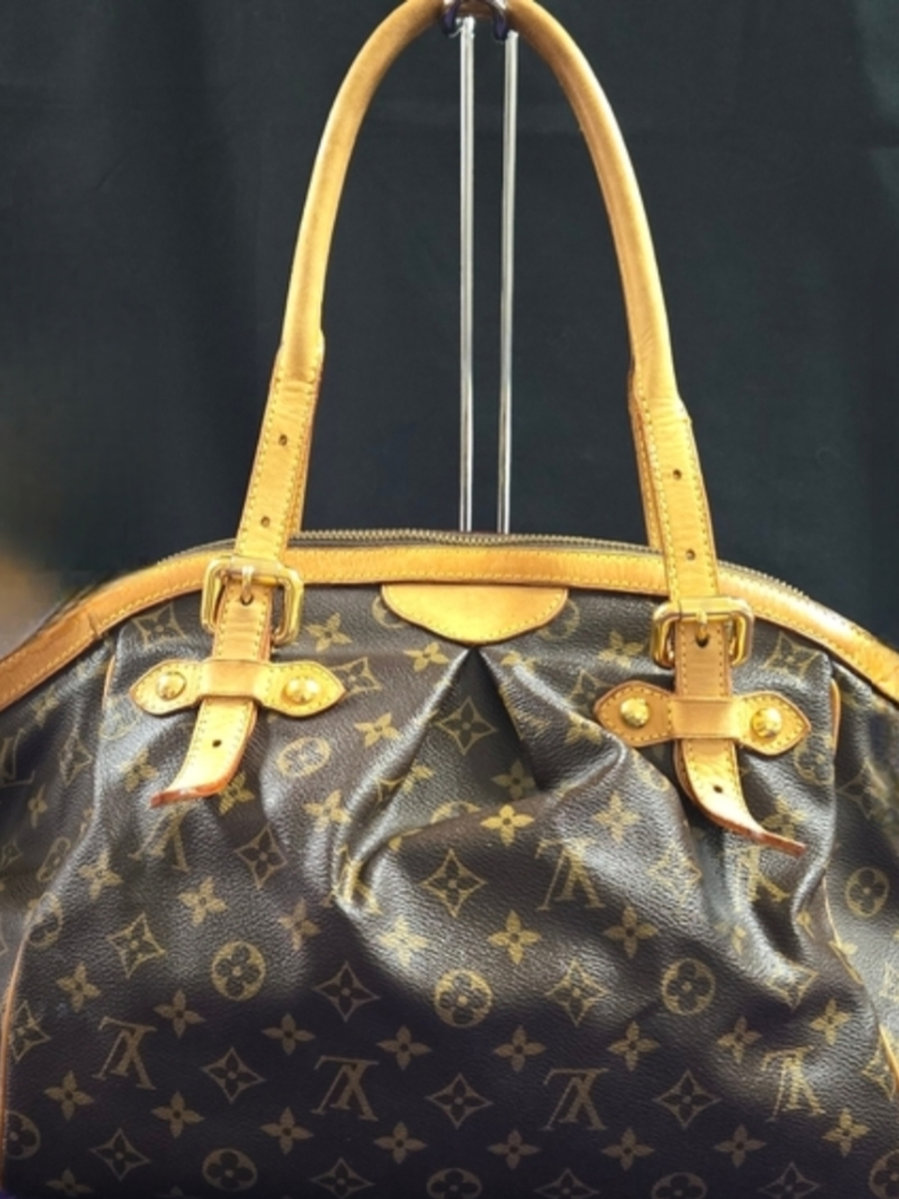 Authentic Louis Vuitton Tivoli GM Monogram Handbag - Picture 3 of 11